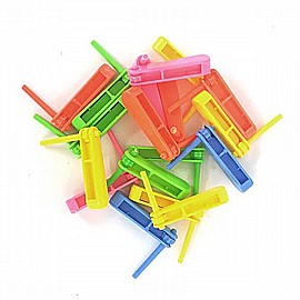 מארז 18 רעשנים פלסטיק 4X6 ס"מ מארז 18 רעשנים פלסטיק 4X6 ס"מ